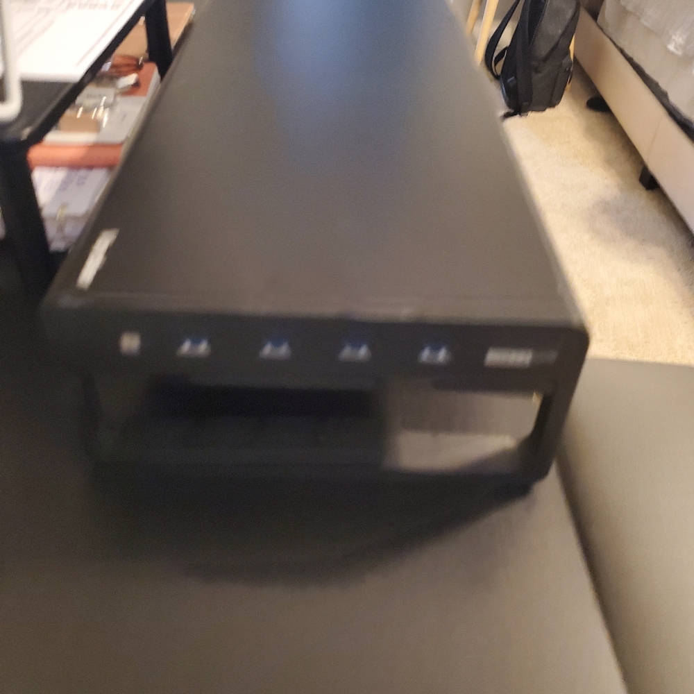 Laptop stand